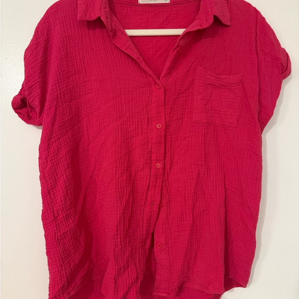 Women's Pink Button-Up Top